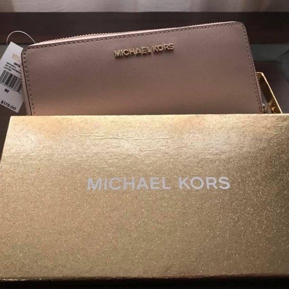 MK Michael Kors Rose Gold Small Satchel Purse Leather & Wallet with Dust Bag - Picture 5 of 5